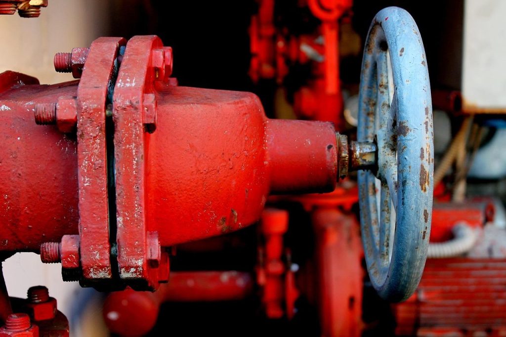 Overzicht van verschillende warmtepomp types: lucht-lucht, lucht-water, bodem-water, water-water en hybride warmtepompen voor